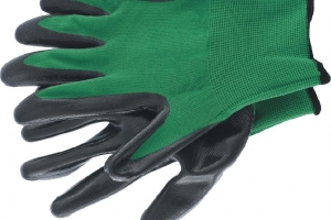 Перчатки полиэфирные с чёрным нитрильным покрытием маслобензостойкие, L, 15 класс вязки// Palisad